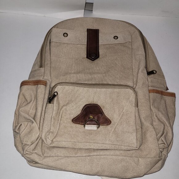 The Barrel Shack Sandy Backpack Retail $229 - New - Picture 4 of 8